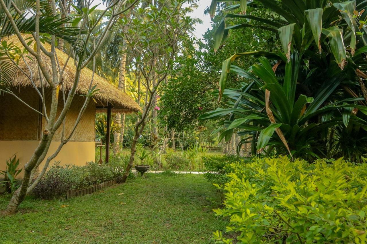 Lendang Eco Lodge Senggigi Buitenkant foto