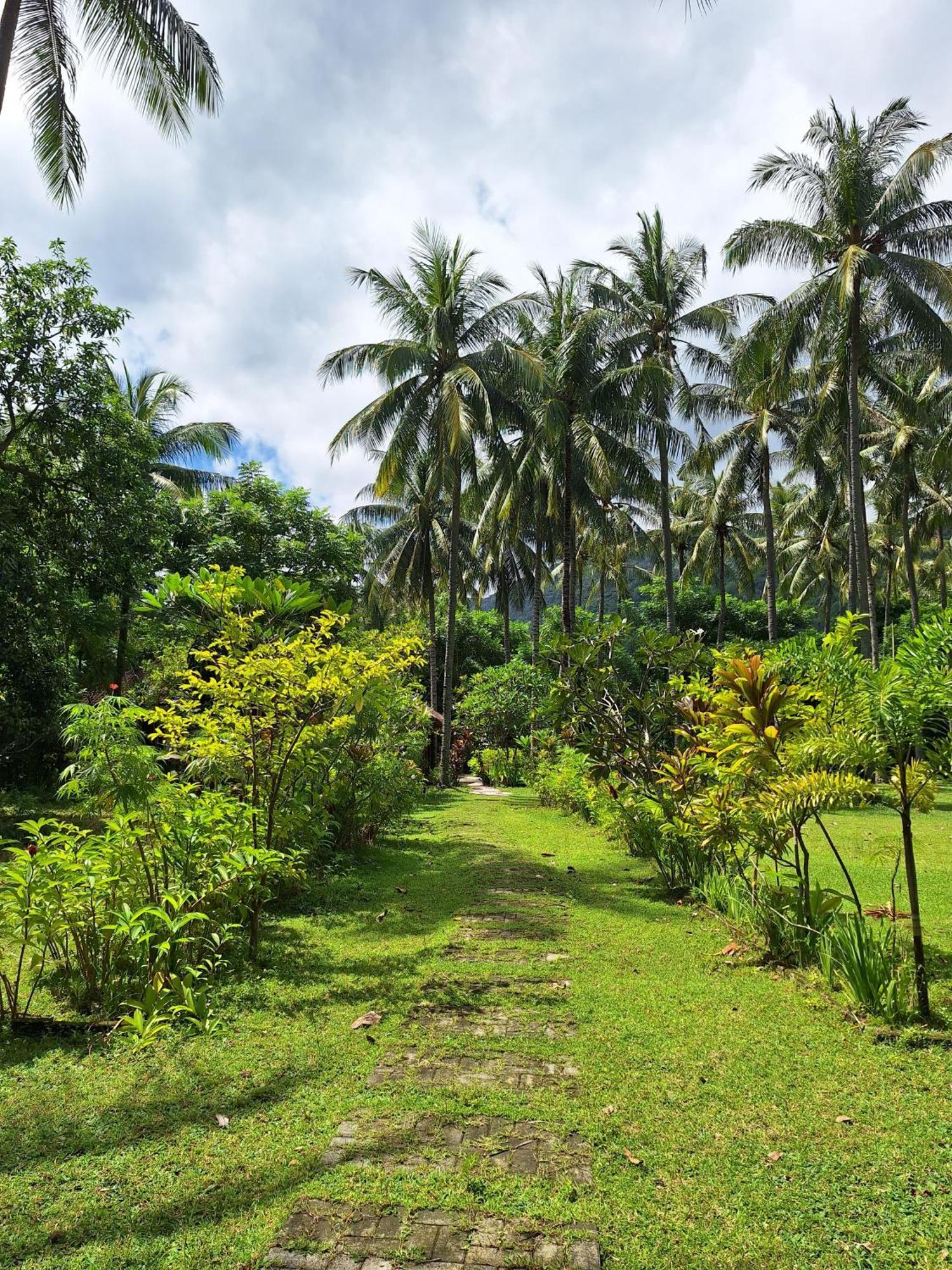 Lendang Eco Lodge Senggigi Buitenkant foto